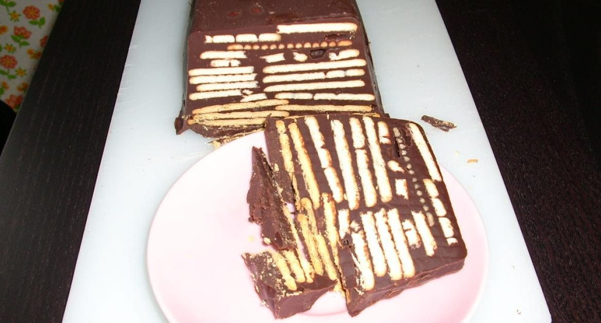 Tort Kek cu câini reci (fără coacere)