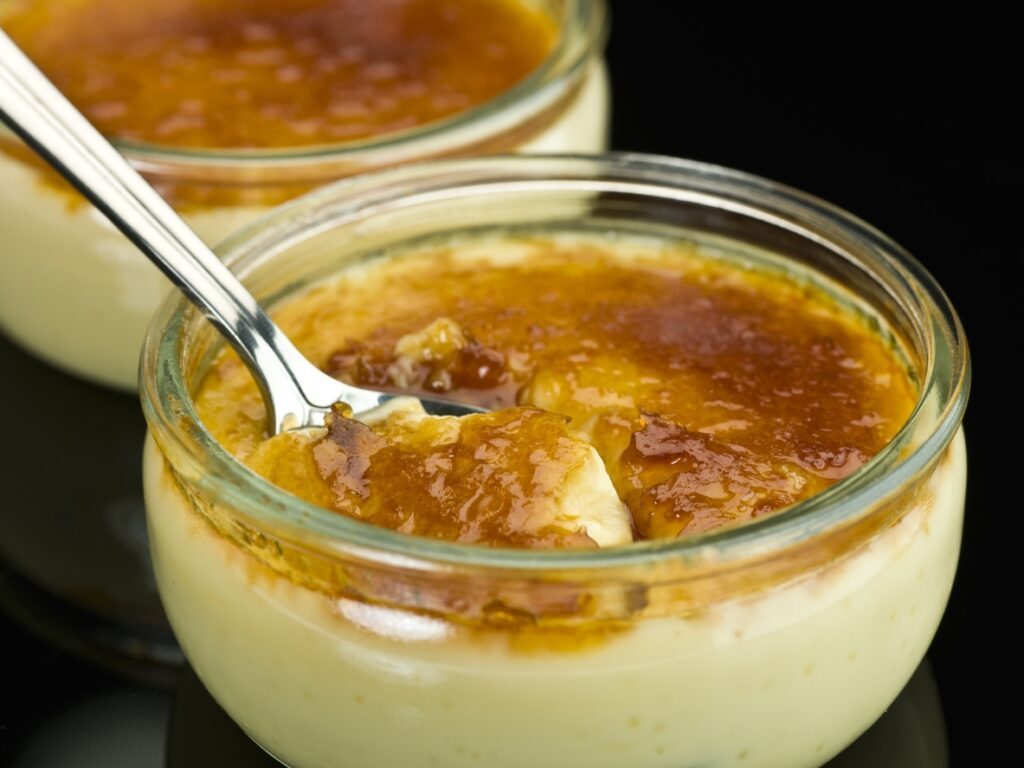 Crème Brûlée Decadentă