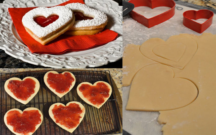 Biscuiți cu unt și gem de căpșuni