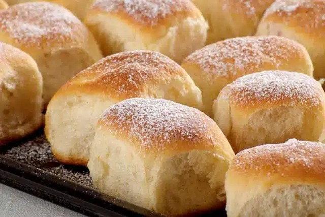 Dampfnudeln rețetă, gustoase și delicioase