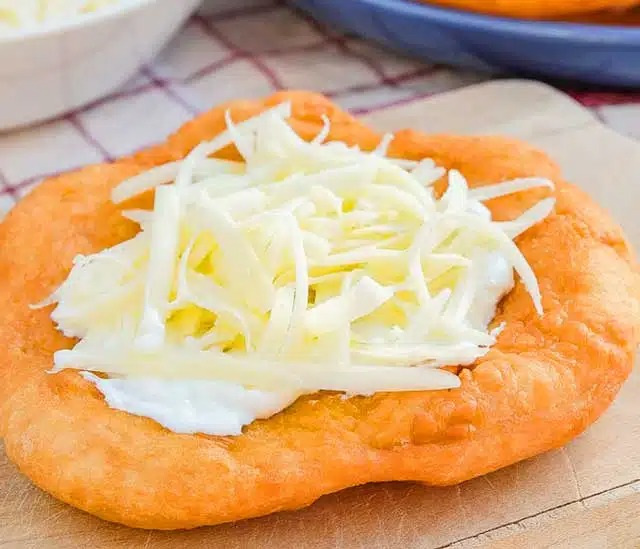 Rețetă de Langos unguresc